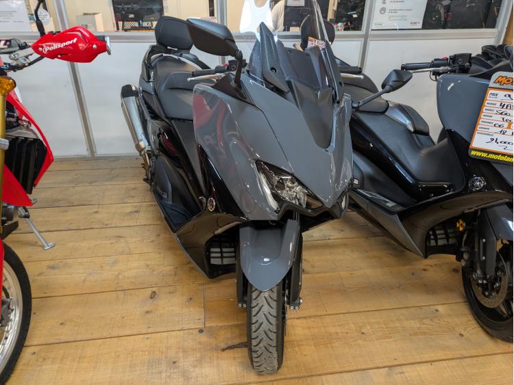 YAMAHA XP T-MAX 560 TECH MAX