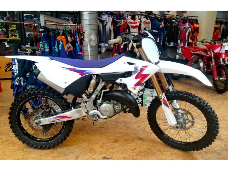 YAMAHA YZ 125 2024 (117€/mois)*