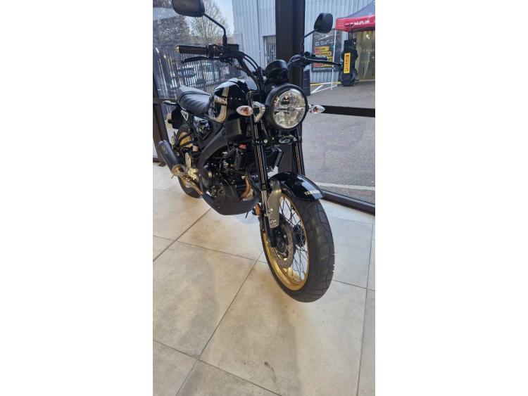 YAMAHA XSR 125 Legacy Garantie 12 mois