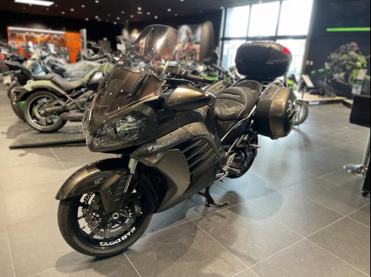 KAWASAKI GTR 1400