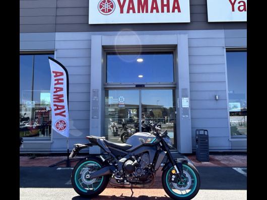 YAMAHA MT-09  Y-AMT