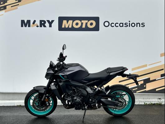 YAMAHA MT-09  Y-AMT