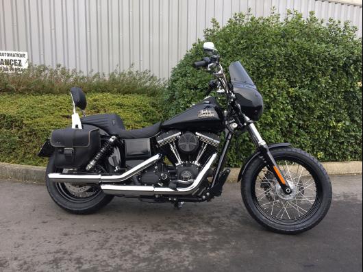 HARLEY-DAVIDSON DYNA STREET BOB 1690