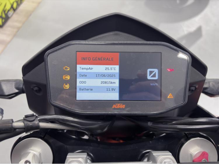 KTM 690 DUKE R