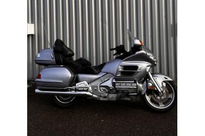 HONDA GL1800 GOLDWING