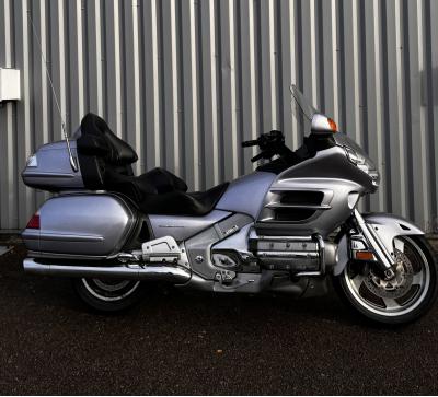 HONDA GL1800 GOLDWING