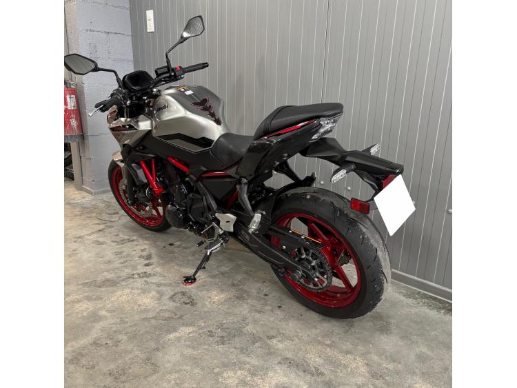 KAWASAKI Z 650