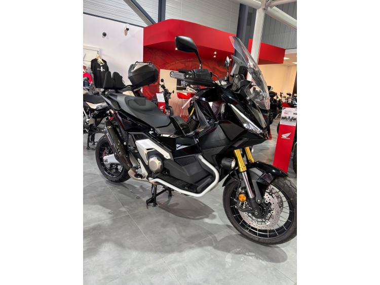 HONDA X-ADV 750