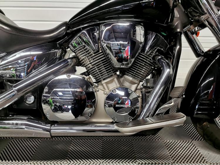 HONDA VTX 1300 VTX1300