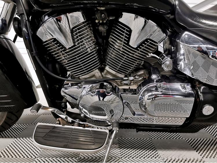 HONDA VTX 1300 VTX1300