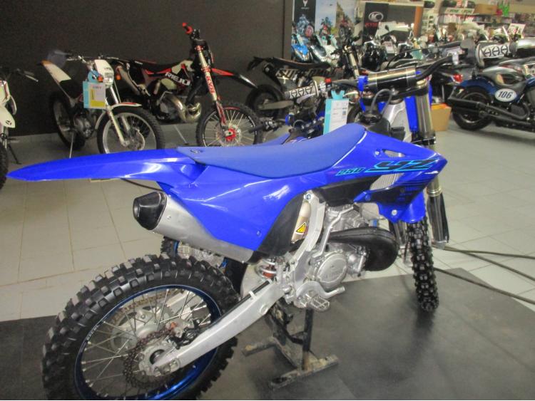 YAMAHA YZ250