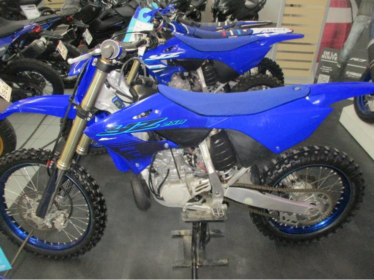 YAMAHA YZ250