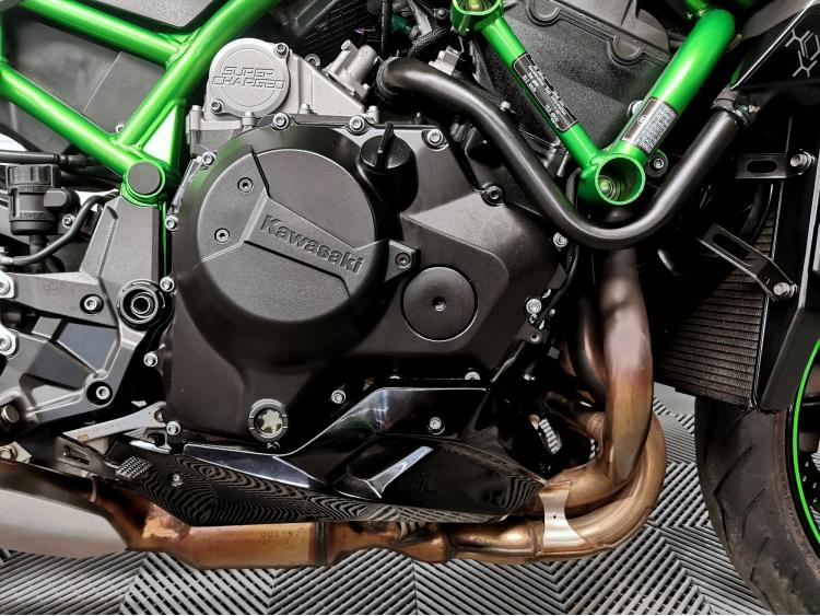 KAWASAKI Z H2 - 1ERE MAIN - ZH2