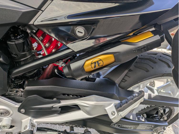 BMW F 900  R 47.5CV