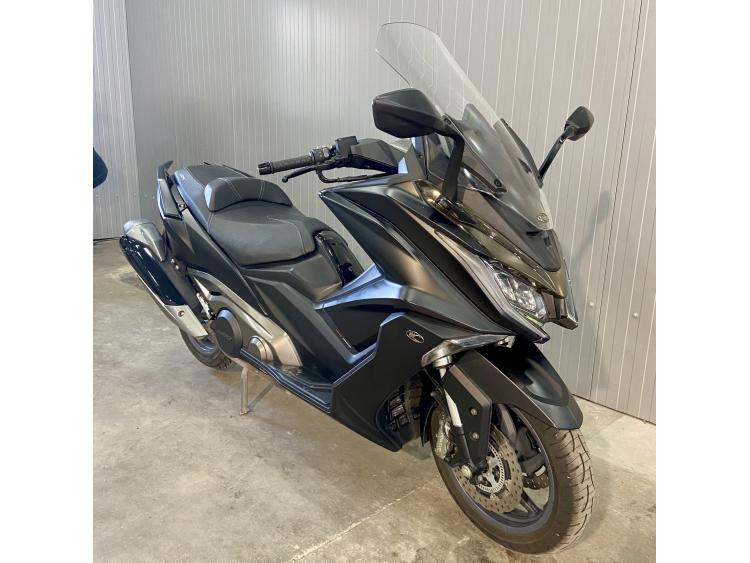 KYMCO AK 550