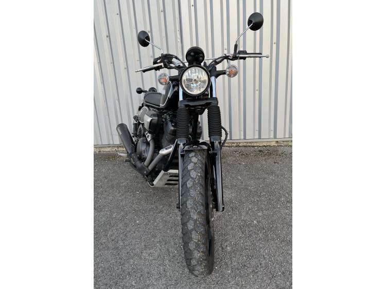 YAMAHA SCR 950 AKRAPOVIC