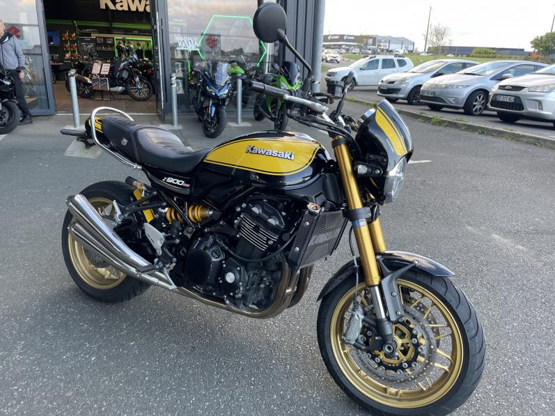 KAWASAKI Z900 RS SE