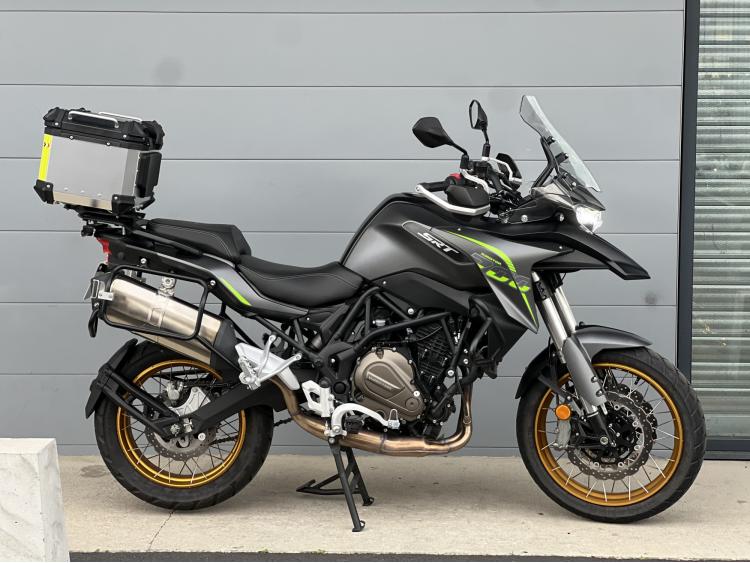 QJ MOTOR SRT 700 X TOURING