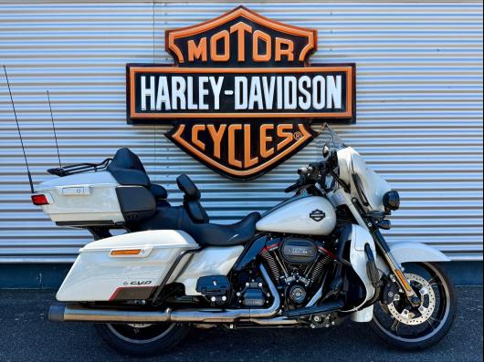 HARLEY-DAVIDSON TOURING ELECTRA GLIDE 1923 ULTRA CVO