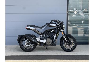 HUSQVARNA SVARTPILEN 125 ABS