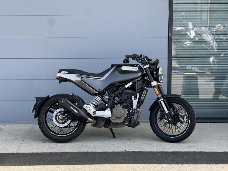 HUSQVARNA SVARTPILEN 125 ABS