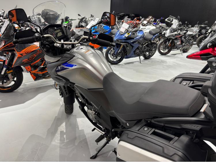 SUZUKI DL V-STROM 650XT