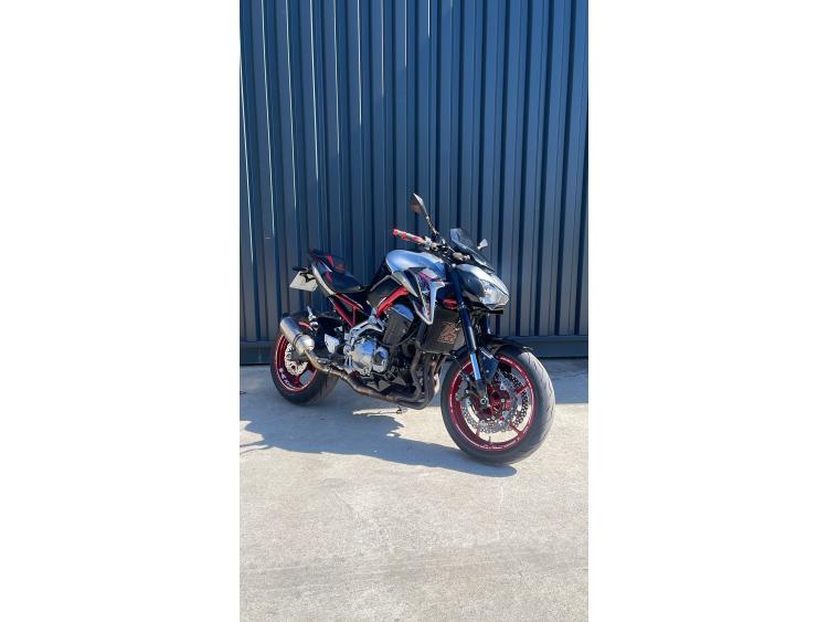 KAWASAKI Z 900