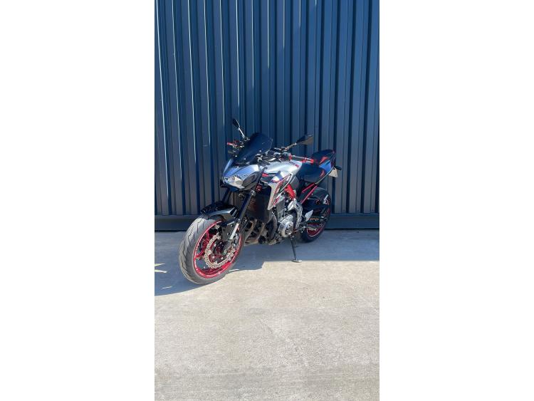 KAWASAKI Z 900