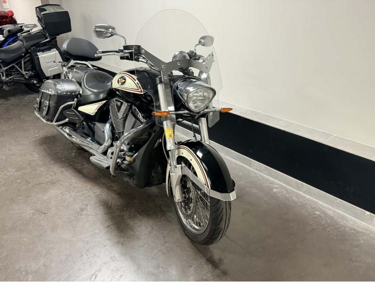DEPOT VENTE Victory Motorcycle CROSS ROAD