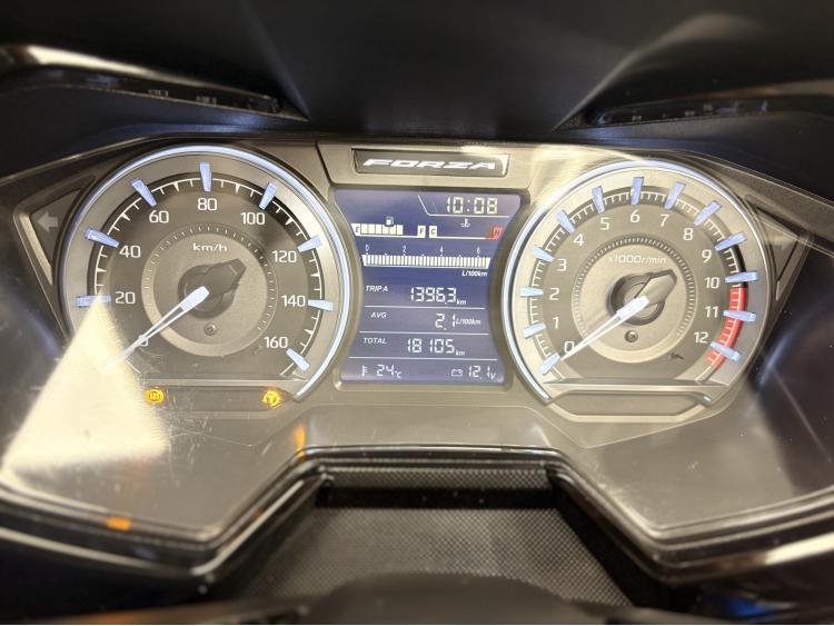 HONDA FORZA 125