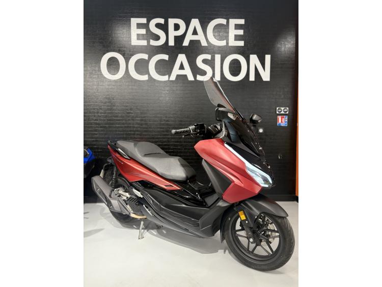 HONDA FORZA 125