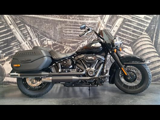 HARLEY-DAVIDSON SOFTAIL HERITAGE 1868 CLASSIC