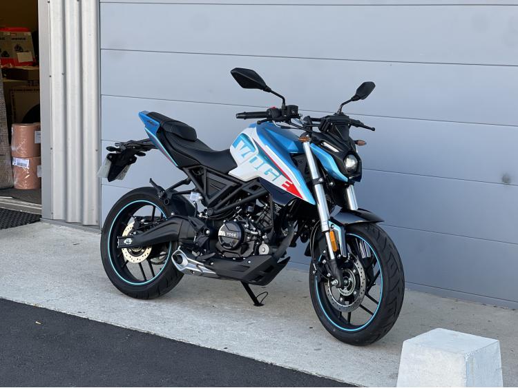 VOGE 125 R