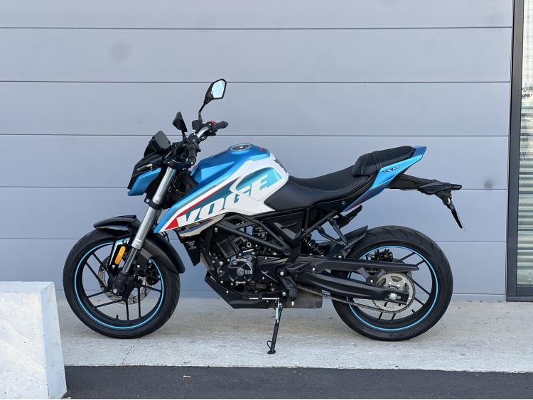 VOGE 125 R