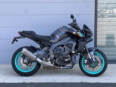 YAMAHA MT-10