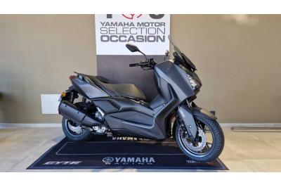 YAMAHA XMAX 300