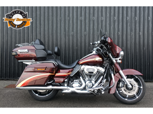 HARLEY-DAVIDSON TOURING STREET GLIDE 1800 CVO