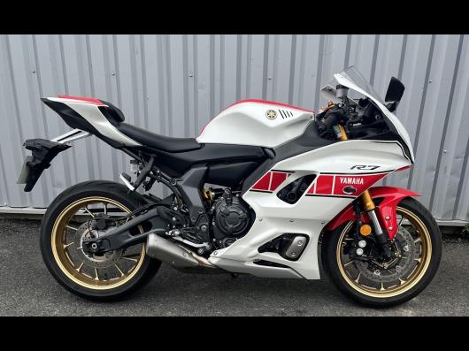 YAMAHA YZF-R7