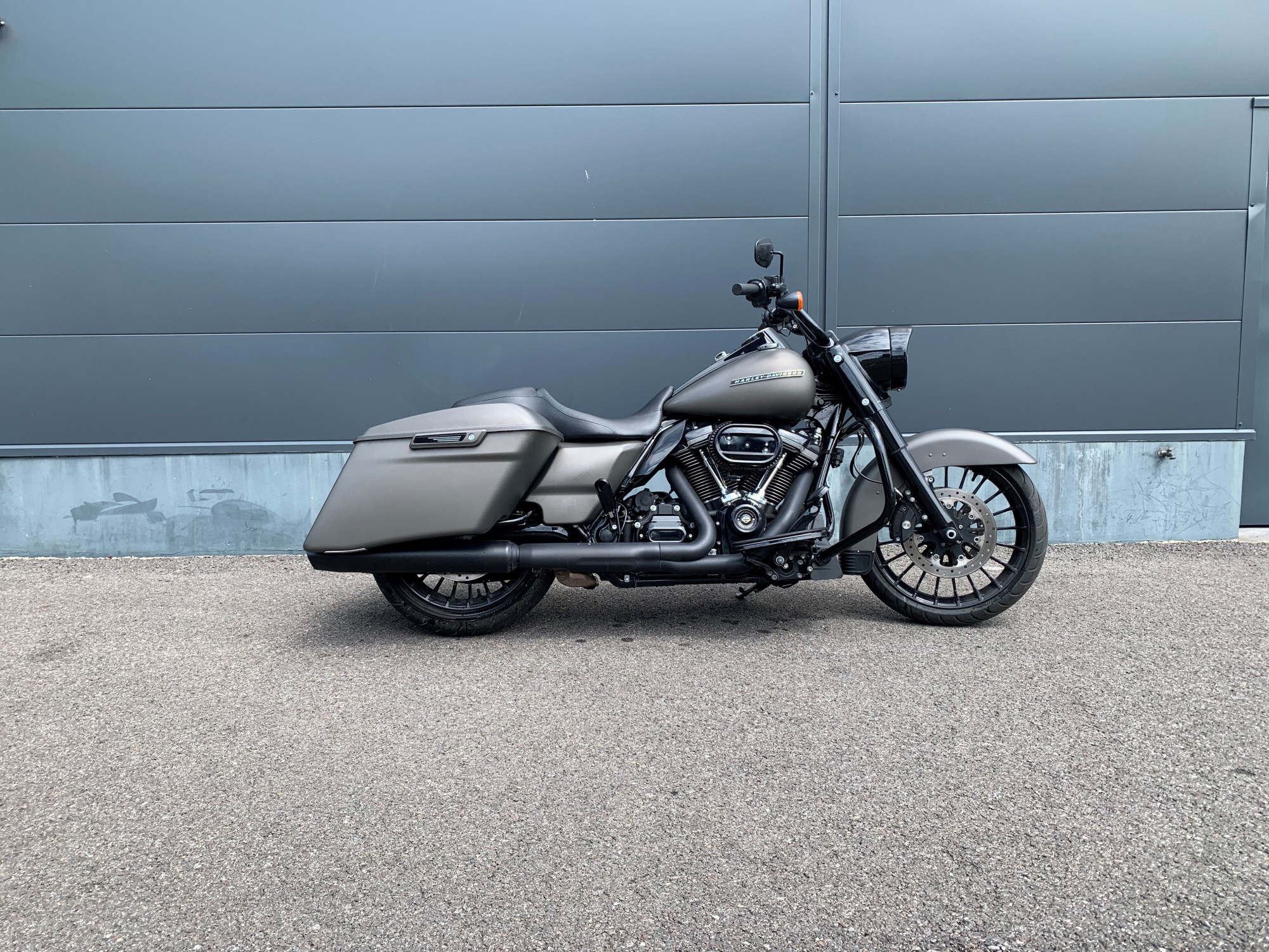 HARLEY-DAVIDSON TOURING ROAD KING 1745 SPECIAL