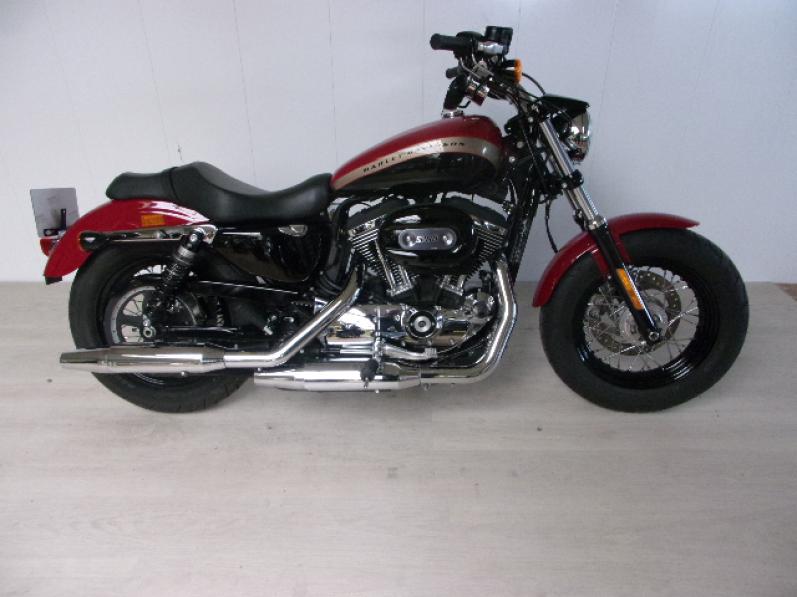 HARLEY-DAVIDSON SPORTSTER CUSTOM 1200
