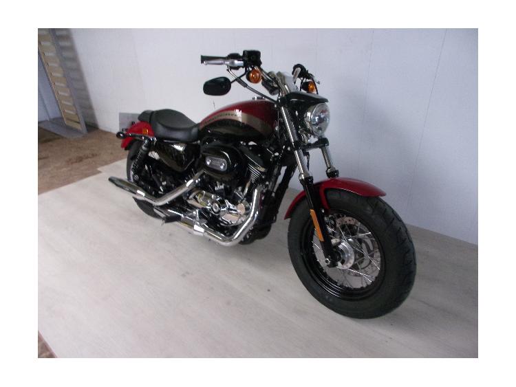 HARLEY-DAVIDSON SPORTSTER CUSTOM 1200