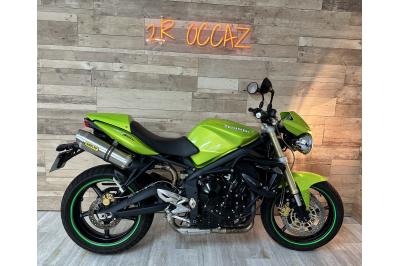 TRIUMPH STREET TRIPLE 675