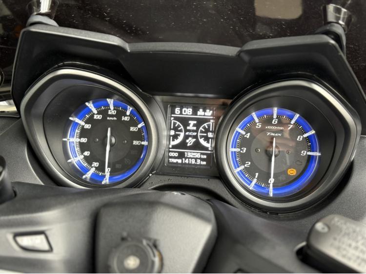 YAMAHA T-MAX 560 TECH MAX