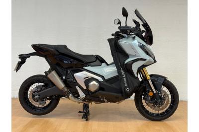 HONDA X-ADV
