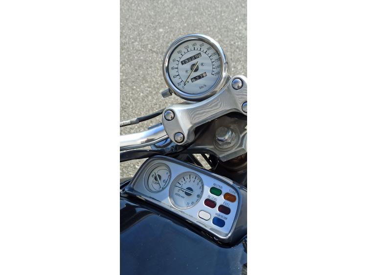 YAMAHA VMAX 1200