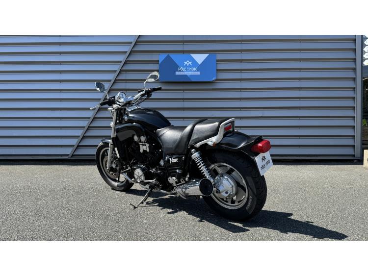 YAMAHA VMAX 1200