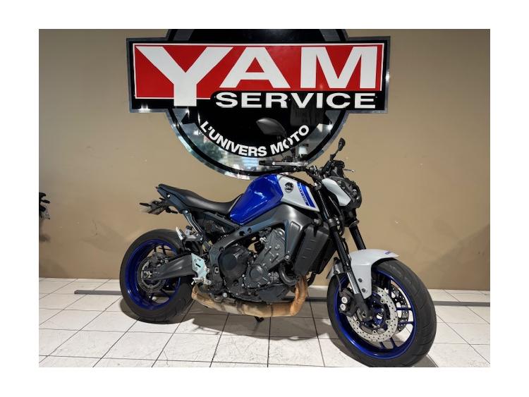 YAMAHA MT-09