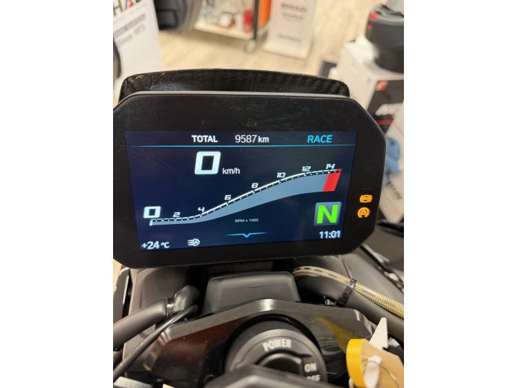 BMW M 1000R Competition