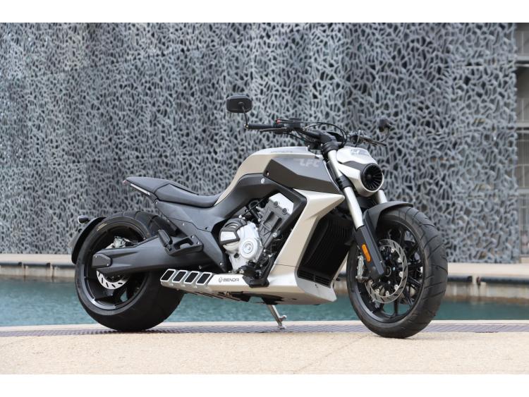 BENDA MOTOR BENDA LFC 700