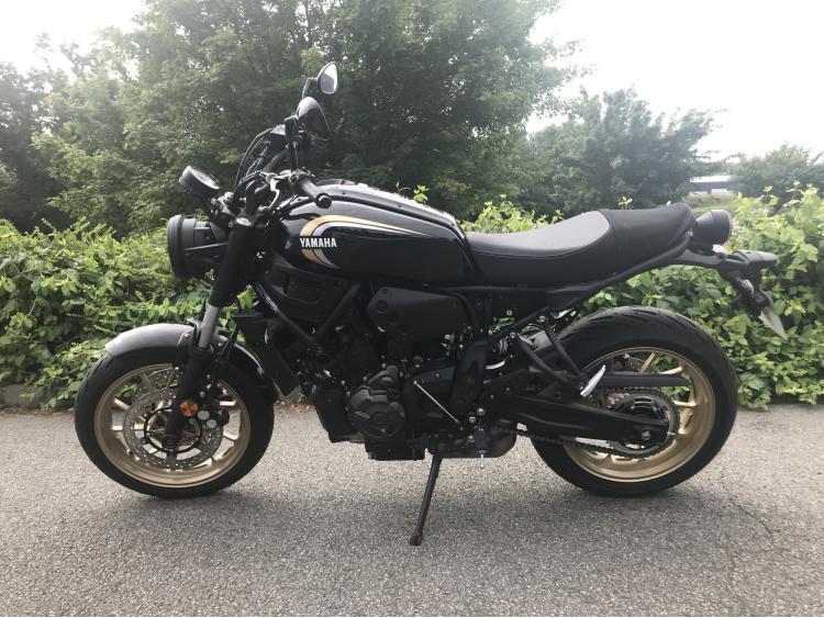 YAMAHA XSR 700